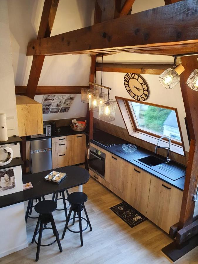 Bel Appartement Ensoleille En Ville Pont-Évêque المظهر الخارجي الصورة